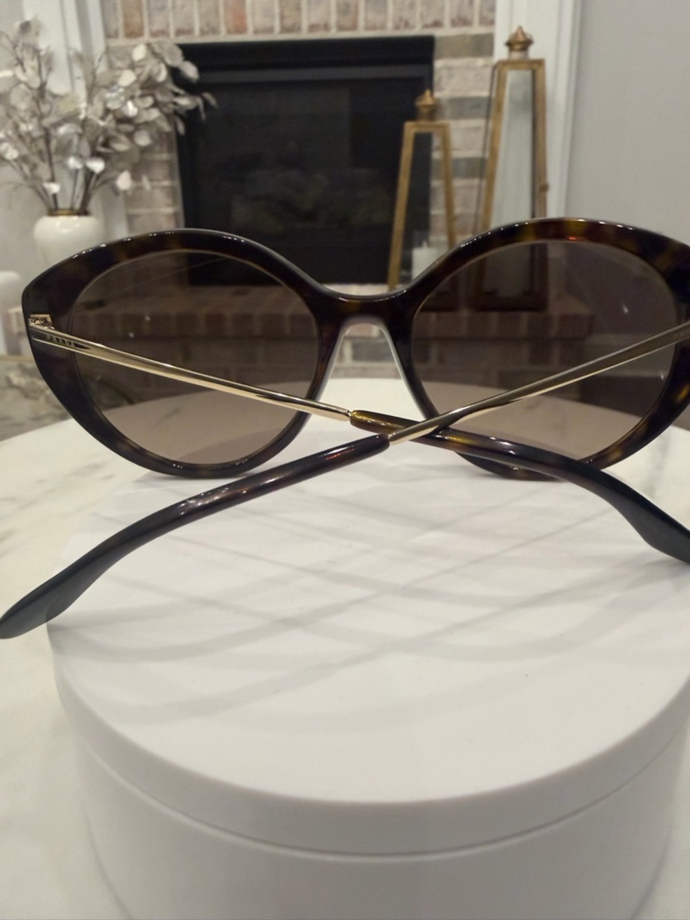 Prada Tortoiseshell Oversized Women's Sunglasses - Brown Lenses - Picture 5 of 7